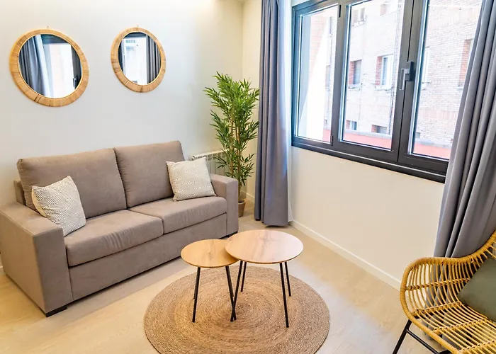 Centro By Renthas Apartment *