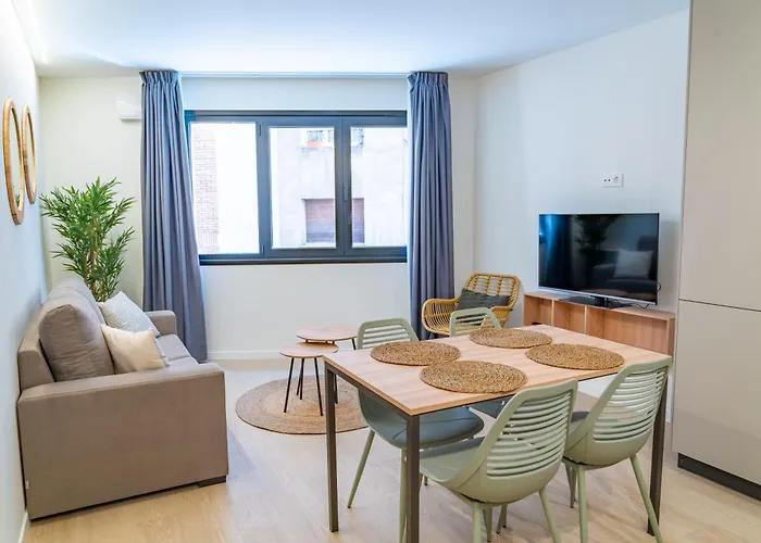 Centro By Renthas Oviedo