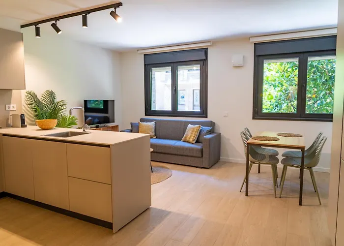 Centro By Renthas Apartment